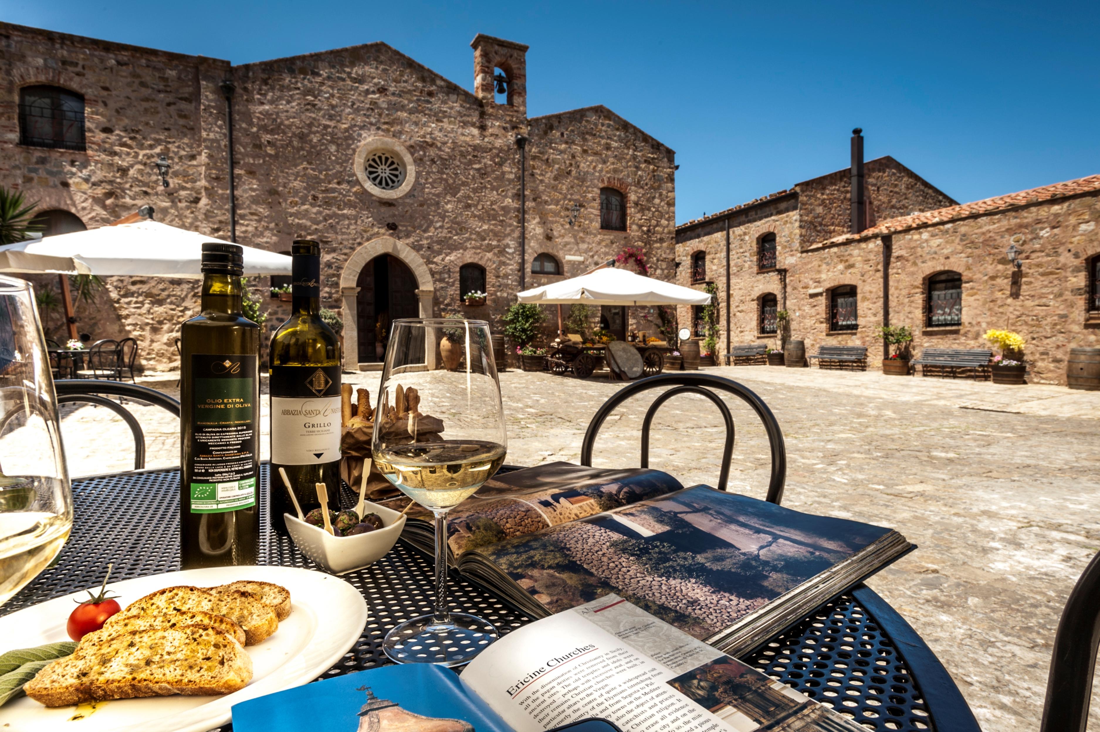 Relais Abbazia Santa Anastasia Resort & Winery Castelbuono  Exterior foto